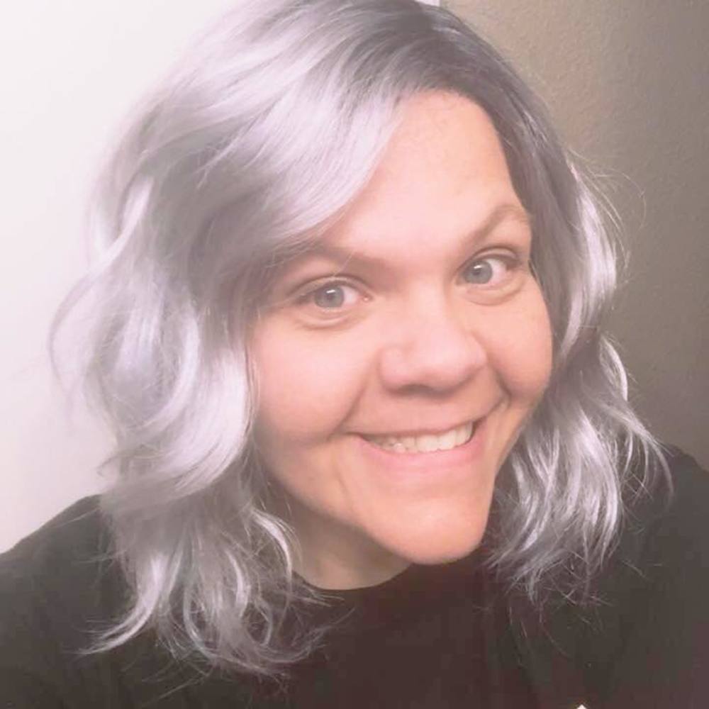 Meet your Posher, Crystal